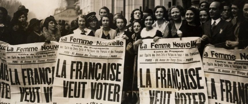 Femmes françaises manifestent pour le droit de vote